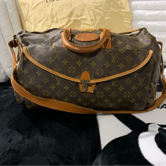 Louis Vuitton Weekender - Picture 1 of 15